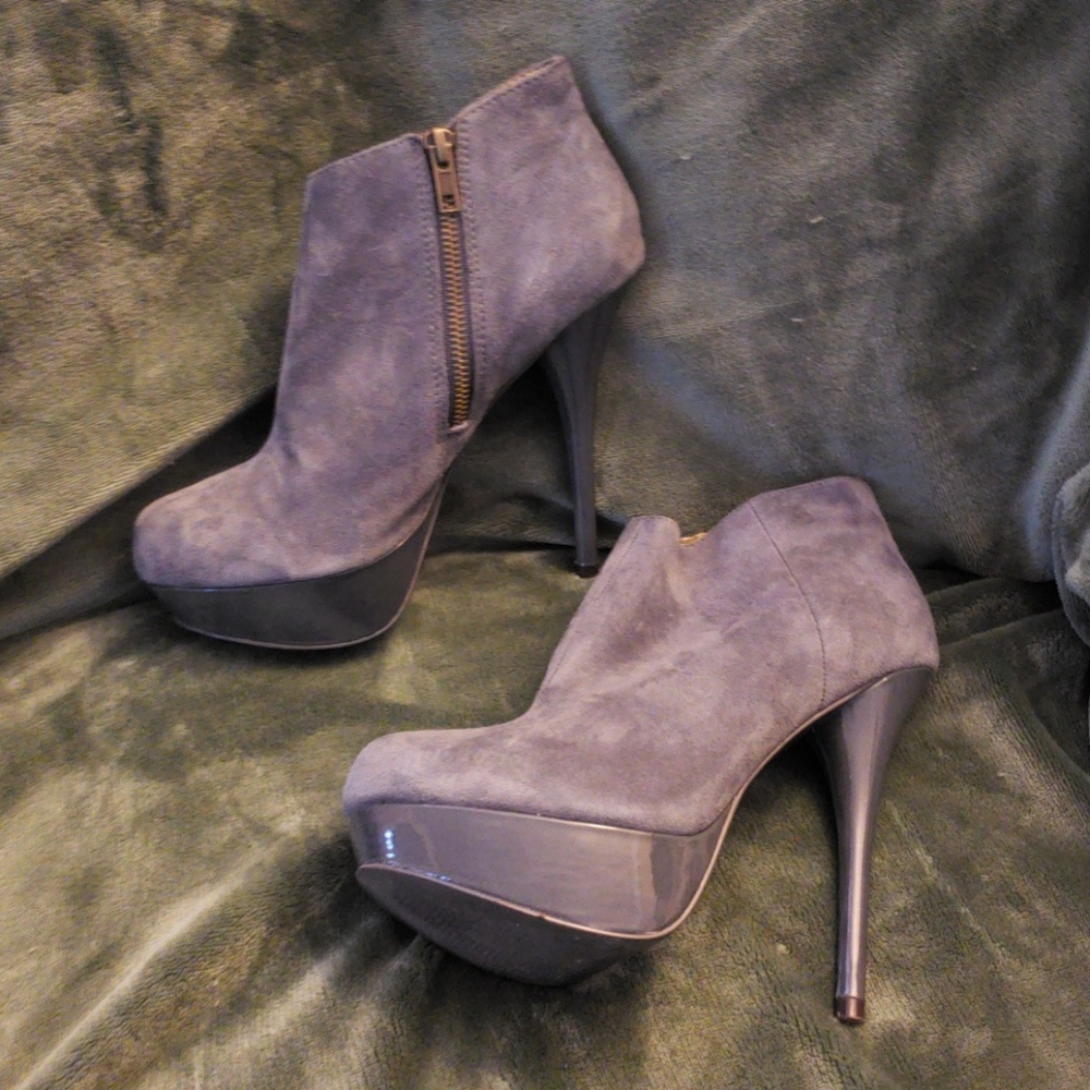 Steve Madden stiletto booties